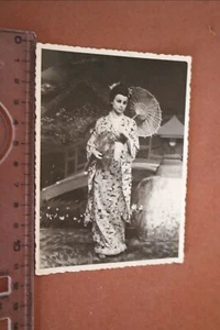 tolles altes Foto Frau als Geisha verkleidet - Madame Butterfly - 1953 - Picture 1 of 3