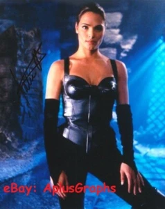 TALISA SOTO... Mortal Kombat: Annihilation - SIGNIERT - Bild 1 von 1