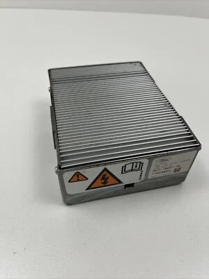 Unidad de módulo convertidor inversor de voltaje Ford Fusion Lincoln MKZ 2013-2017 OEM Foto 1 de 4