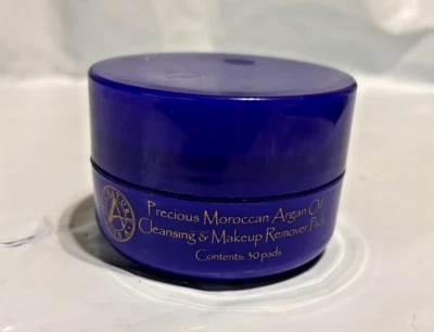 Signature Club Precious Moroccan ARGAN OIL Cleansing & Makeup Remover Pads 30 - Image 1 of 2