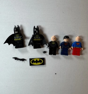 Lego DC Batman Superman Minifigures Lot Of 5 Plus Extras Superhero Movies Comics - Image 1 of 4