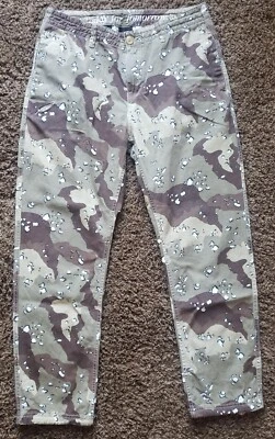 Publish Jogger Pants Men's 32 Women's Camouflage Tapered Leg  Pockets Jeans - Image 1 of 4