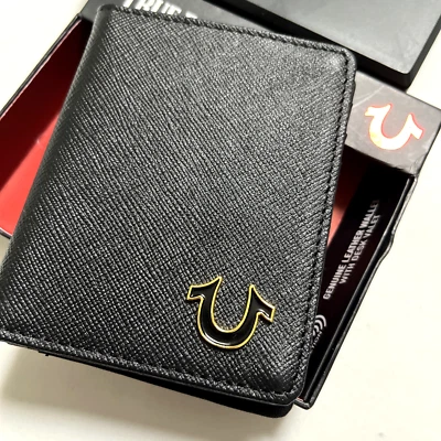 TRUE RELIGION Cartera Delgada Doble Plegable Cuero Negro RFID En Caja Regalo Logo Estuche Nuevo con Etiquetas Foto 1 de 4