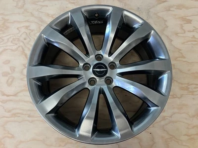 2015 - 2022 Chrysler 300 aro de roda 20x8" fabricante de equipamento original 2540 + tampa hiper prata - Imagem 1 de 4