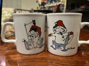 Pair Of Kirk Alexander Merry Kissmas 1979 Fedora And Friends Mug Christmas - Picture 1 of 6