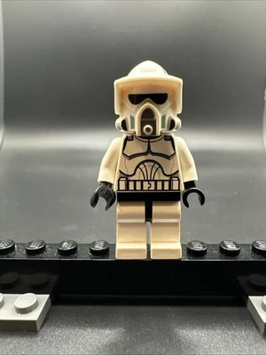 LEGO Clone ARF Trooper Star Wars minifigure 7913 Clone Trooper Battle Pack DMG - Image 1 of 4