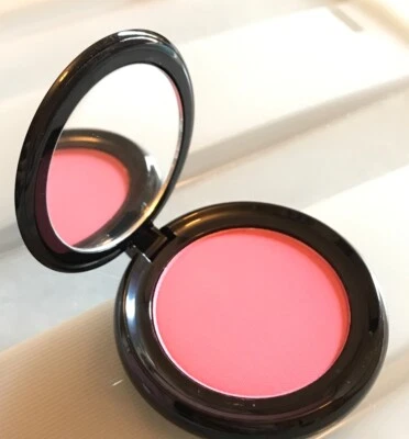 Sombra de ojos Marc Jacobs O!Mega Shadow Ro!se 620 Omega Rosa Pasarela Gel Polvo Foto 1 de 3