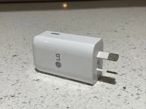 Genuine LG USB-C WALL Travel Fast Charger Adapter 3.0A With Micro USB-C Cable - Picture 1 of 6