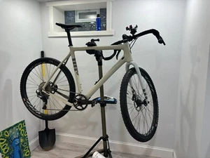 Ibis hakka Gravel Bike Full Carbon Fiber - Picture 1 of 4