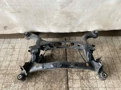 Crossmember/cradle/undercarria LEXUS IS300 16 17 18 19 Foto 1 de 4