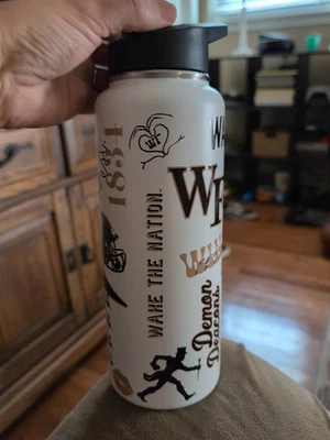 Botella de agua de metal Wake Forest Demon Deacons 34 OZ Foto 1 de 4