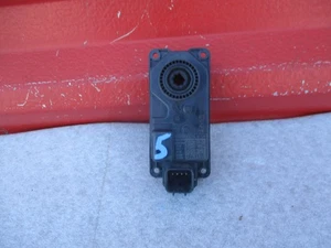 KIA EV6 2022 - 2024 GENUINE FRONT RIGHT MOTOR FOR  SHUTTER GRILL 86991-CVAA0 OEM - Picture 1 of 8