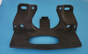 Chevelle SS MALIBU 1966 1967 parachoques trasero soporte central usado 66 67 Chevelle OEM - Imagen 1 de 5