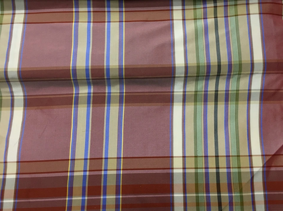 Tafetán 100% seda multi cuadros. tela por patio. 54" de ancho. Foto 1 de 1