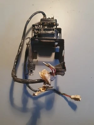 CAJA BATERÍA YAMAHA RD 250 + REGULADOR DE TENSIÓN RECTIFICADOR ORIGINAL J0152 Foto 1 de 4