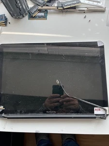 MacBook A1286 SCREEN FOR PARTS Damaged 238 N1 - Picture 1 of 2