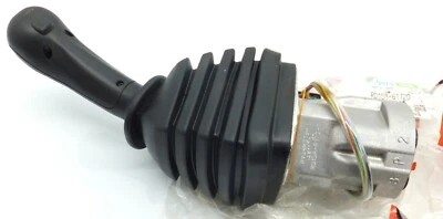 RD15861720 Pilot Control Lever (RH) Fits Kubota "KX080-4" Series Excavator - Image 1 of 4