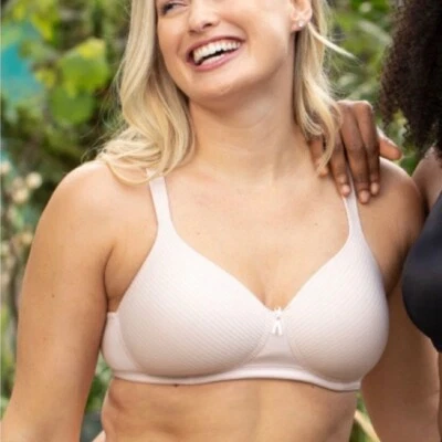 Vanity Fair Radiant Collection Women's Full Coverage Comfort Wirefree Bra, 40DD - Image 1 of 4