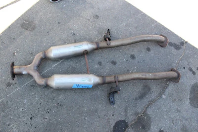 Nissan 370Z 2009-2010 tubo de escape resonador C411 Foto 1 de 4