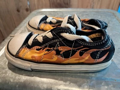 Zapatillas Converse One Star Bebé Niño Pequeño Talla 8 Con cordones Parte Superior Baja Naranja Llamas  Foto 1 de 4