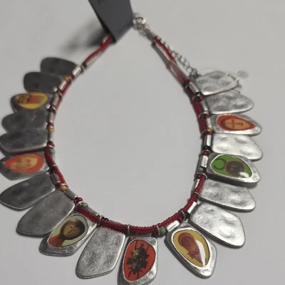 Ожерелье с подвеской из серебра и красного цвета датский дизайн Pilgrim - Изображение 1 из 4