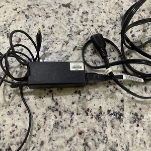 AC ADAPTER CHARGER supply for HP 403810-001 371790-001 380467-004 417220-001 - Picture 1 of 4