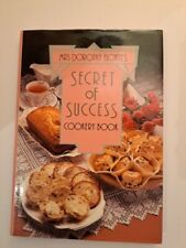 Mrs Dorothy Floate’s Secret of Success Cookery Book. 1985 Vintage Hardcover.