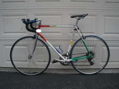 1988 Chicago Schwinn Tempo RWG Columbus Tenax Steel 14spd Shimano 105 Road Bike - Image 1 of 4