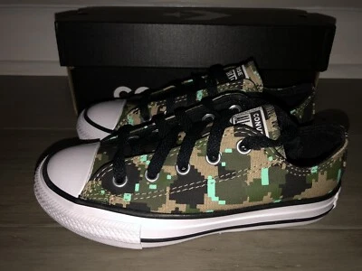 NUEVAS Zapatillas Converse All-stars Oxford de caña baja de lona camufladas 670165F para niños talla 12 Foto 1 de 4