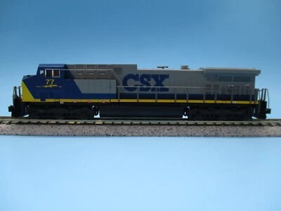 KATO N SCALE LOCOMOTIVE - AC4400CW - CSX #77 - DC/DCC READY - 176-7043 - NEW! - Image 1 of 4