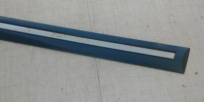 Lincoln Towncar 1995 1996 1997 puerta trasera derecha moldura OE usado verde Foto 1 de 4