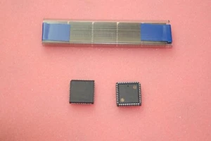 Intel N80C31BH-1 - Sleeve of 5 Individual 44-pin PLCC chips - Picture 1 of 5
