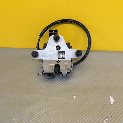 Оригинальный привод защелки замка заднего багажника Range Rover Sport 2011-2013 годов выпуска - Изображение 1 из 4