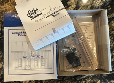 Classic Miniatures HO Scale Kit #CM-35 Fork's Creek Station HOn3 NOS 1:87 - Image 1 of 4