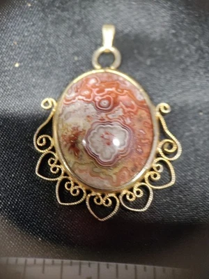 Colgante de ágata de encaje loco relleno de oro vintage  Foto 1 de 3