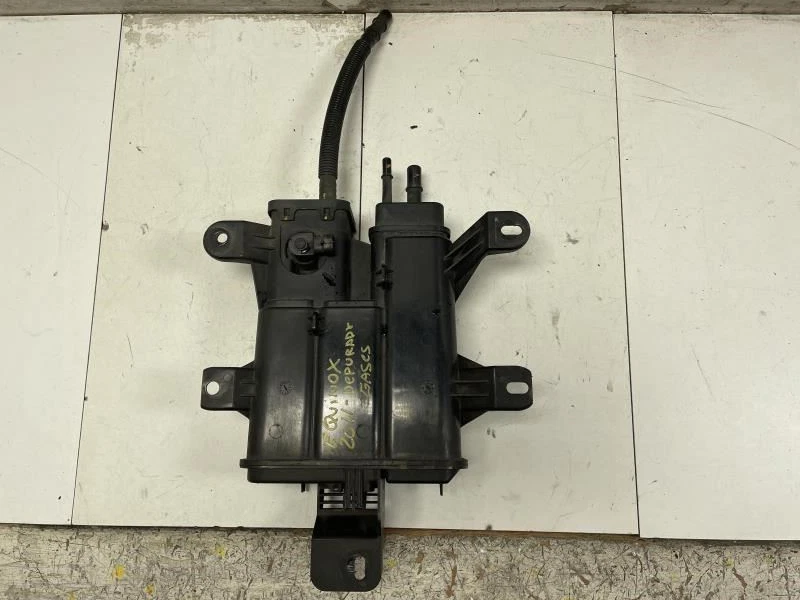 Chevrolet Equinox LT 2011 bote de vapor de combustible OEM+ Foto 1 de 4