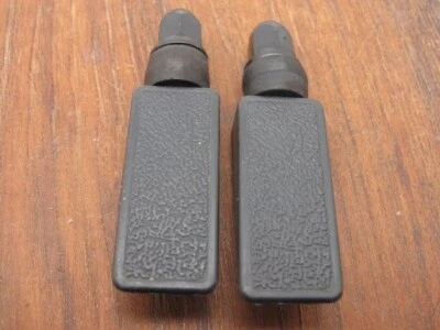 GMC Jimmy 1995-2005 cubierta de carga trasera gris grafito clips de bloqueo de montaje (2) Foto 1 de 4