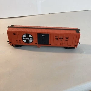 USED Bachmann HO Scale, 50' Box Car, Santa Fe SFRC #55360 - Picture 1 of 14