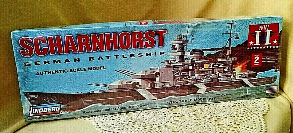 Scharnhorst WWII German Battleship Lindberg Plastic Model L2