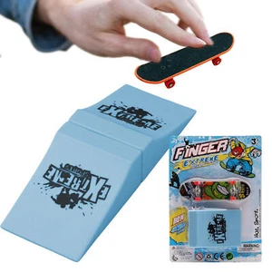 Finger Skateboard Ramp Set | Finger Skatepark Kit | Creative Finger Toys - Picture 1 of 8