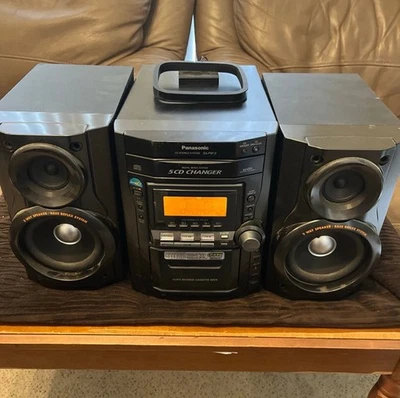 Panasonic SA-PM12 5 CD Stereo System, Cassette deck, Radio, Aux w/ antenna - Image 1 of 4