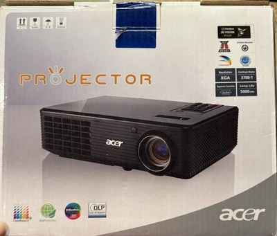ACER Projector DNX 0818 OPEN BOX x1261  DLP with 2500 ANSI Lumens - Image 1 of 4