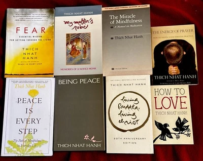 THICH NHAT HANH - 8 Books : Living Buddha, Peace In Every Step, Energy Of Prayer Foto 1 de 2