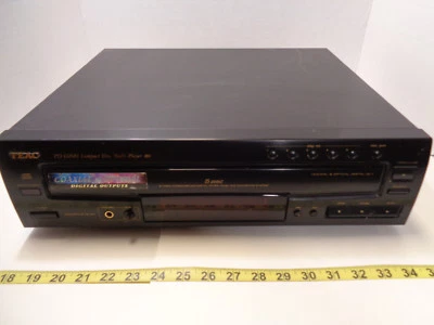 Teac PD-D2681 Compact Disc Multi Player 5 CD Charger Home Audio Theater CS2 - Image 1 of 4