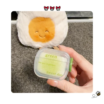 Fundas elegantes para AirPods con alerta de venta de invierno protegen y personalizan tus AirPods Foto 1 de 4