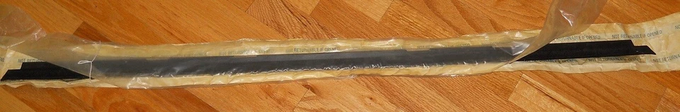 Nuevo de Lote Antiguo Chevrolet Monte Carlo 1982-88 LH Ventana Vidrio Sello Exterior Foto 1 de 1