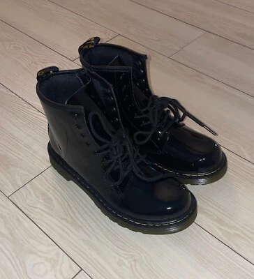 Dr Martens документы доктор Мартенс 1460J лакированная кожа боевые ботинки Junior UK3 US4M - Изображение 1 из 4