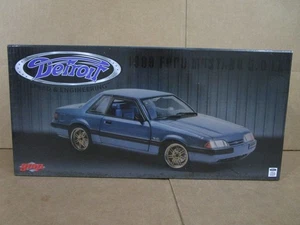 GMP/18977 1989 FORD MUSTANG LX 5.0 PLUS MODEL KIT FREE SHIP - Picture 1 of 5