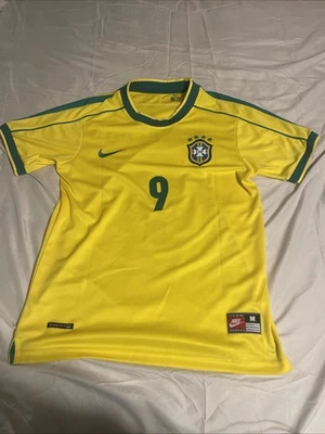 Camiseta Retro Ronaldo Nazario 1998 Brasil #9 Mundial Foto 1 de 3