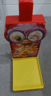 Tomy Greedy Granny in a Spin Juego a Presión Niños Reacción Rápida Juguete Regalo Edades 5+  Foto 1 de 3